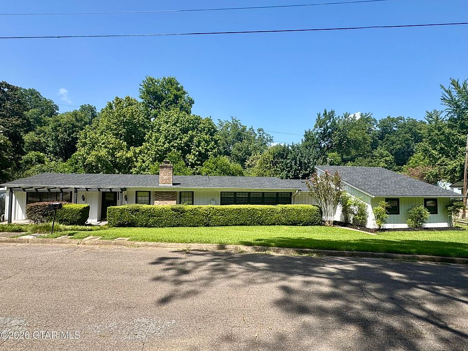 1st image of 213 White Dr
