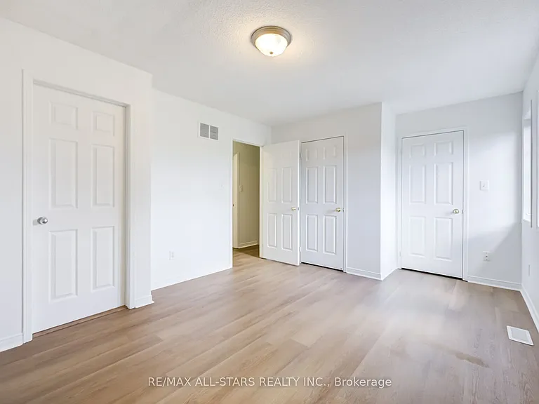 51 Playfair Rd — Photo 29