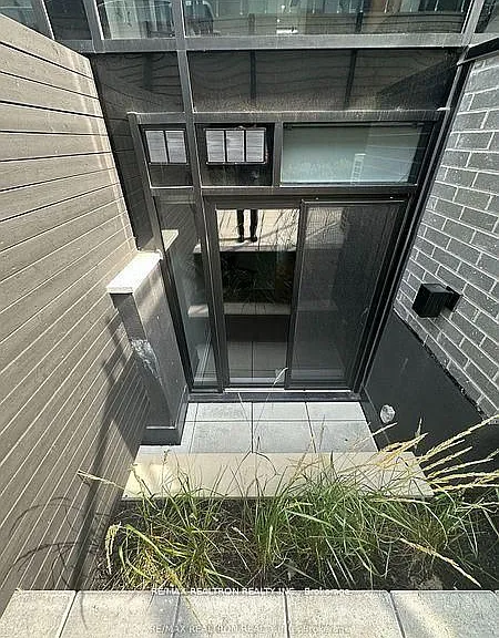 12 Dervock Cres #16 — Photo 31