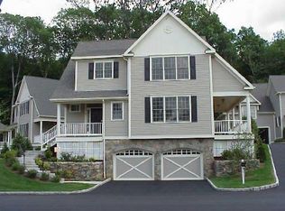 14 Woods Way Rd #C, Redding, CT 06896