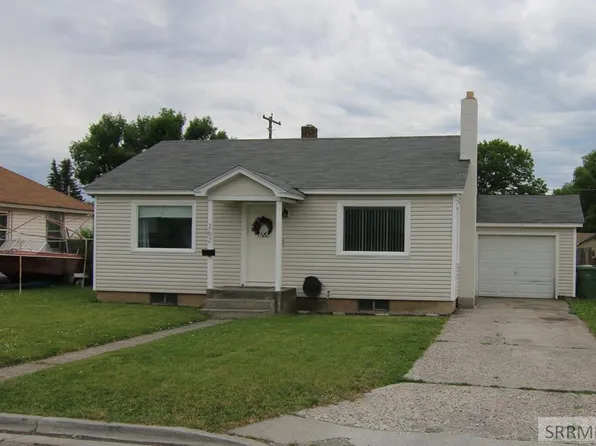 262 Dewey St, Blackfoot, ID 83221