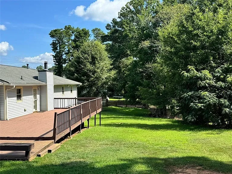 803 Santa Fe Trl — Photo 4