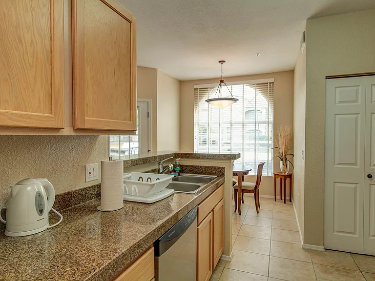 1500 E Pusch Wilderness Dr #10205 — Photo 7
