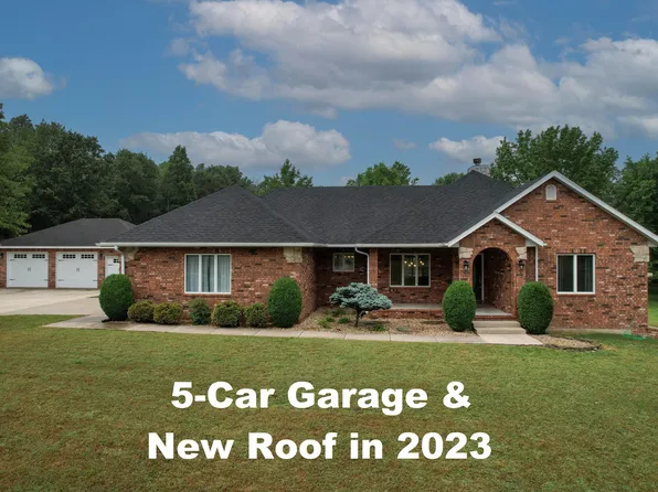 605 Curry Avenue, Ava, MO 65608