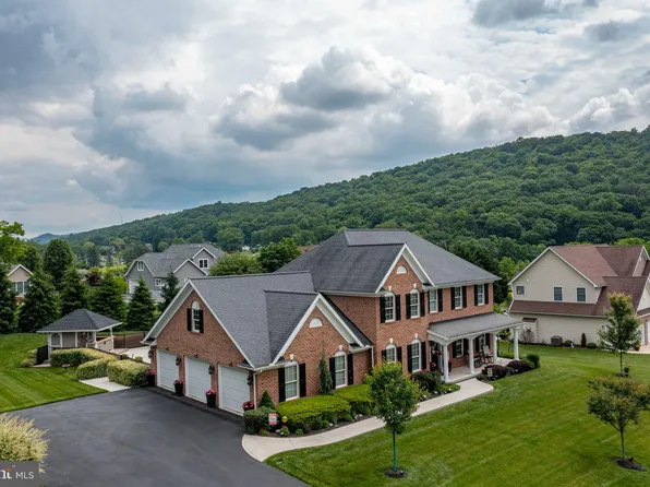 12205 Ash Fleetwood Dr, Lavale, MD 21502