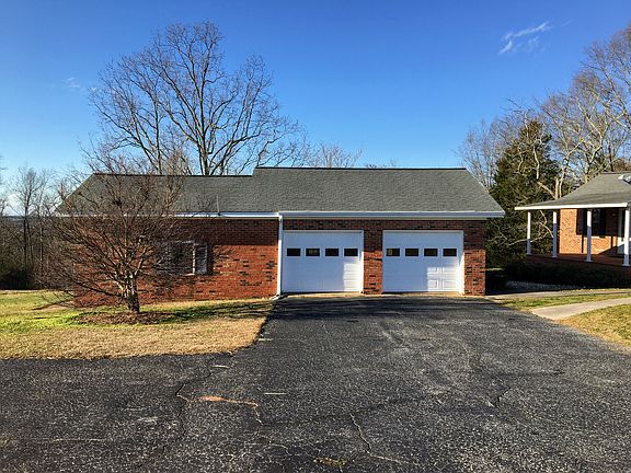Garage, Workshop 950 sq ft, 