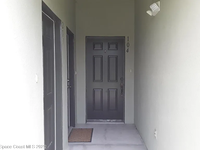 4106 Meander Pl #104 — Photo 3
