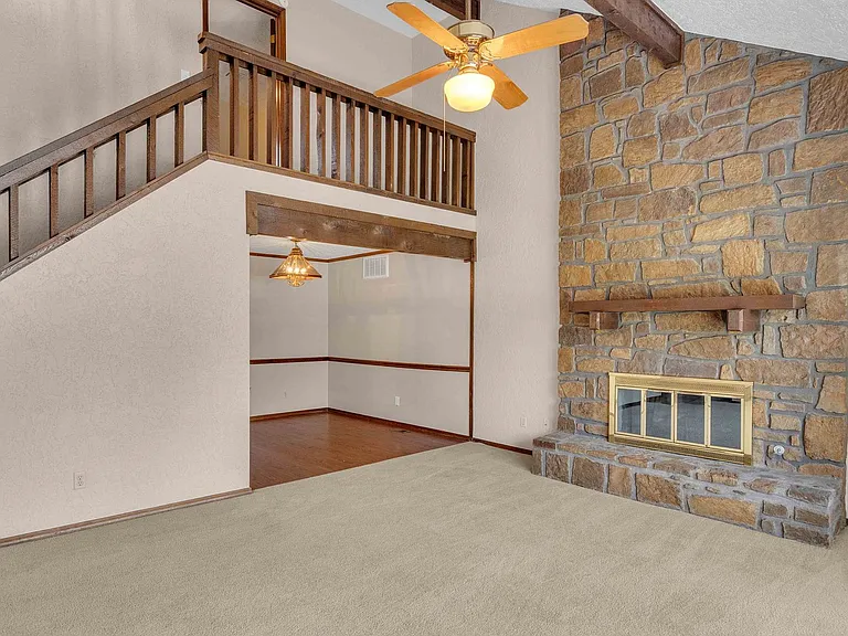 2321 W Louisville St — Photo 6