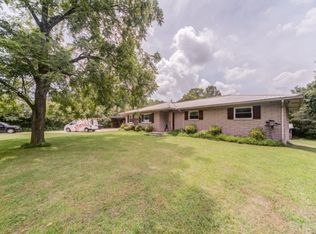 1353 Academy Rd, Portland, TN 37148