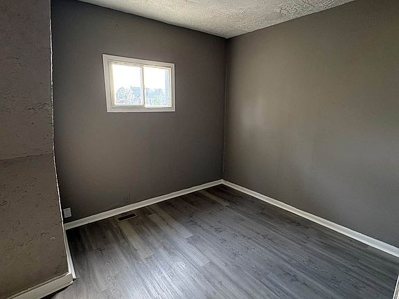 5th image of 2747 Shelby St