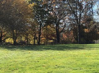 1997 Read St, Somerset, MA 02726