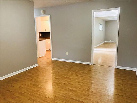 5th image of 9014 Slayton Dr