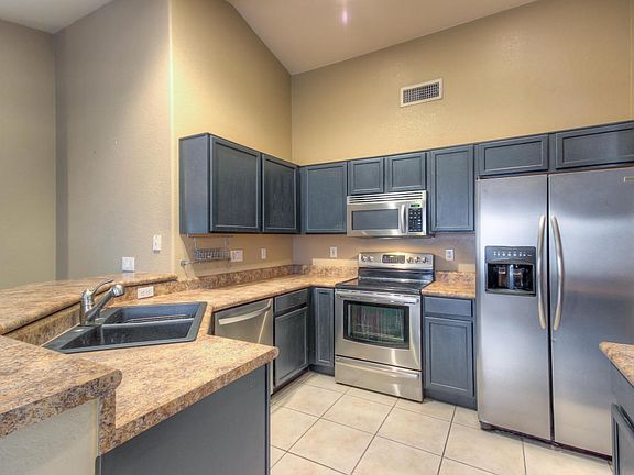 3rd image of 5722 E Garnet Cir