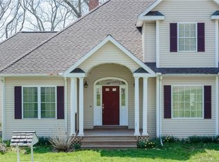 875 James Farm Rd, Stratford, CT 06614