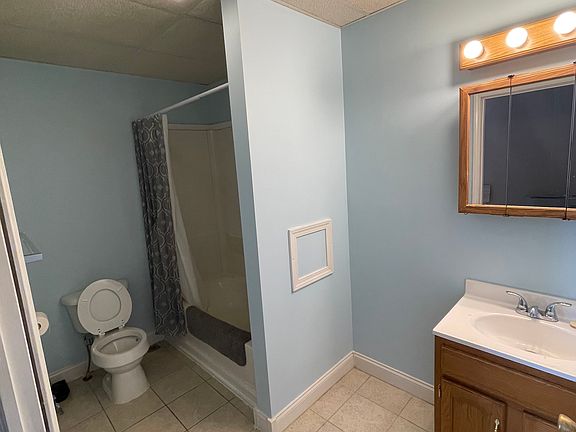 5th image of 91 E Main St #5