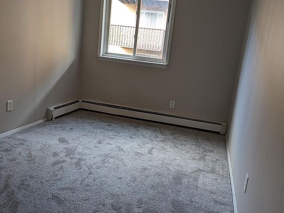 5th image of 351 N Broadway APT 3C