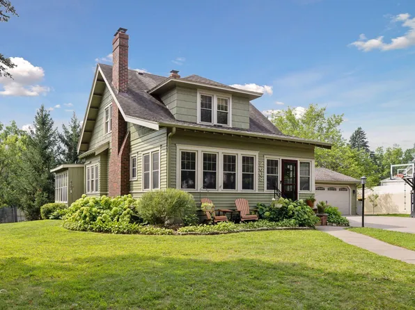 2608 18th Ave E, North Saint Paul, MN 55109