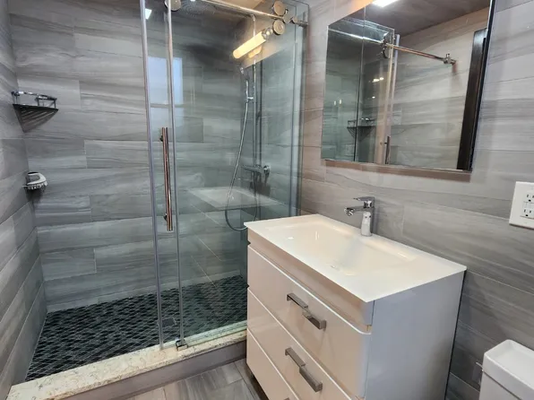 2229 East 26th Street image 19 of 20