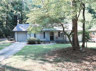 2894 Sawgrass Trl, Lilburn, GA 30047