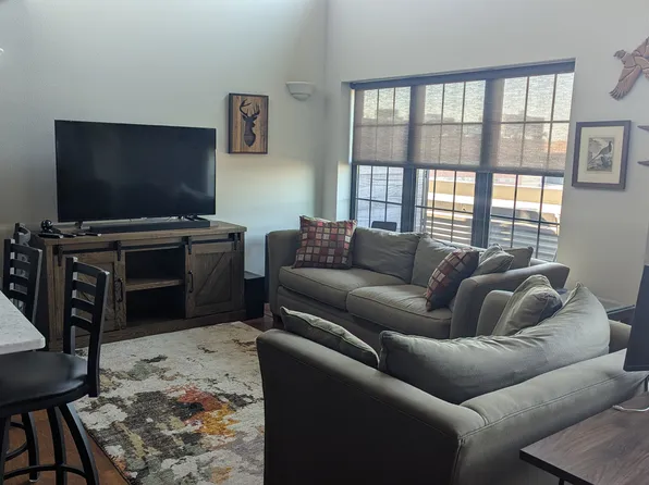 415 6th St N, La Crosse, WI 54601