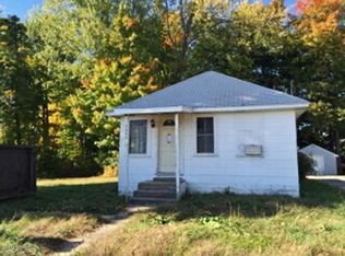 5240 N Watervliet Rd, Watervliet, MI 49098