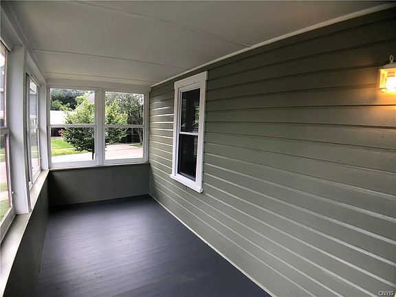 3rd image of 7 Brown Ave