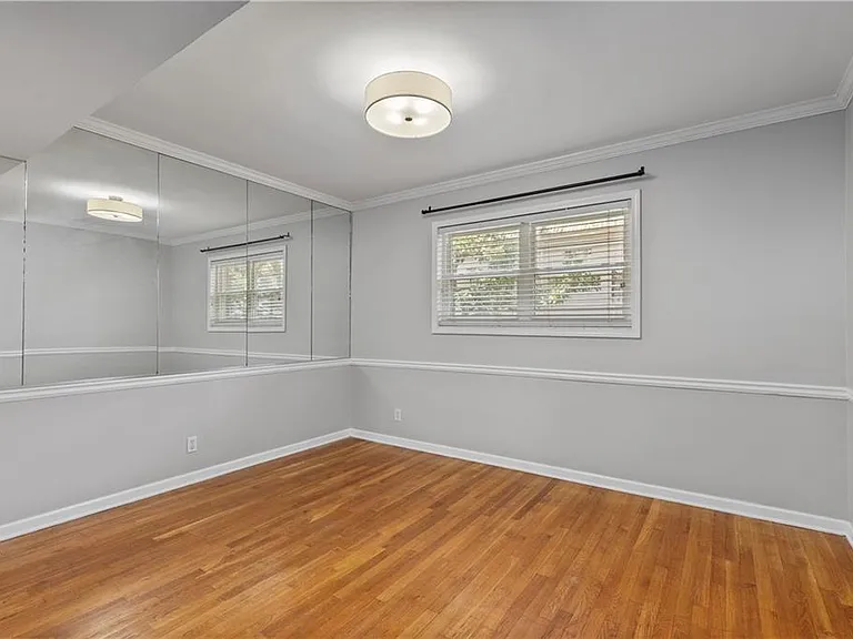 3660 Peachtree Rd NE #A2 — Photo 6