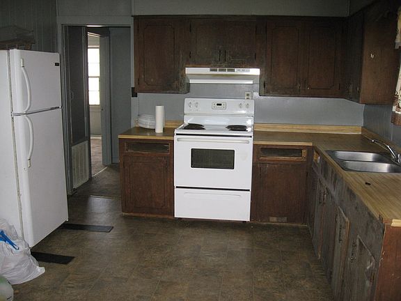 3rd image of 501 N Church St
