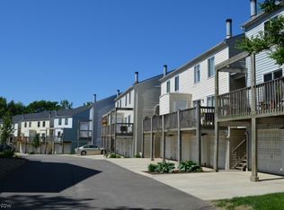 22250 Center Ridge Rd #22, Rocky River, OH 44116