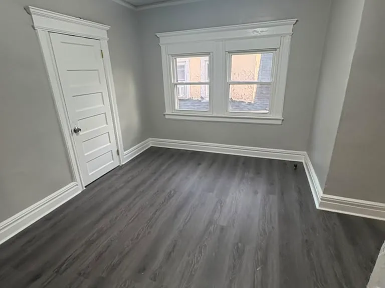 28 Coit St #3 — Photo 5