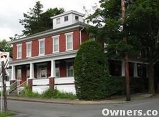 2 E Pennsylvania Ave, Mount Union, PA 17066