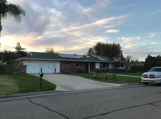 8259 E Sanders Ct, Fresno, CA 93737