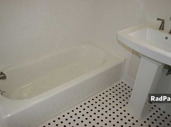4th image of 1514 Yale St APT 5
