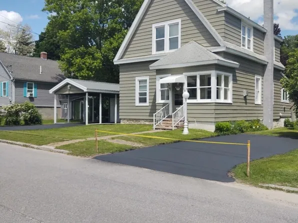 29 Beman St, Malone, NY 12953