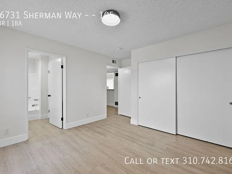 16731 Sherman Way #105 — Photo 9
