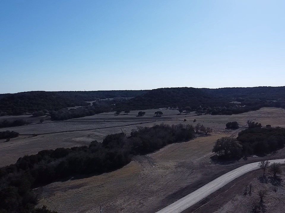 2nd image of 4 Private Road 12 Gln
