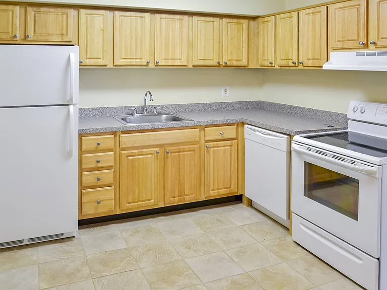 Princeton Court CLO — Photo 23