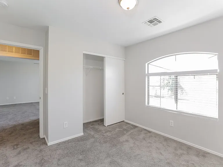12456 W Mandalay Ln — Photo 11