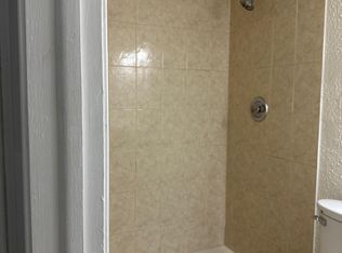 7075 NW 186th St APT C208, Hialeah, FL 33015