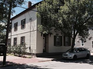 94 Arnold St, Providence, RI 02906