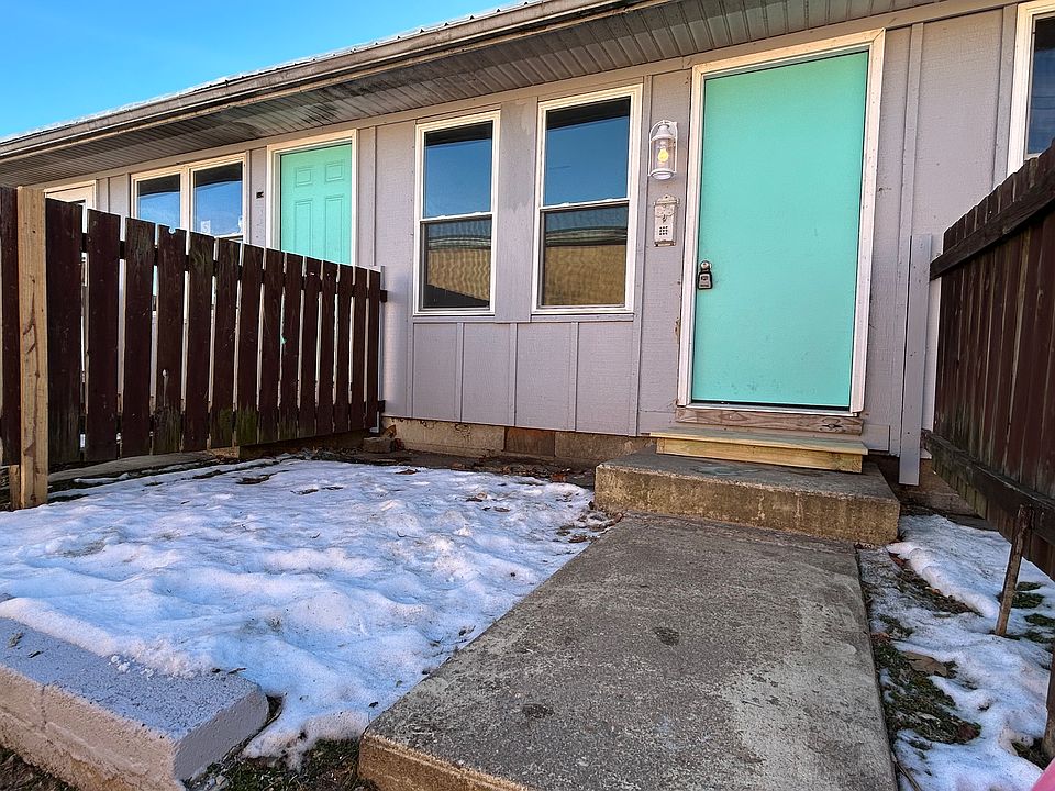 1st image of 1112 Ridge Ave APT 4