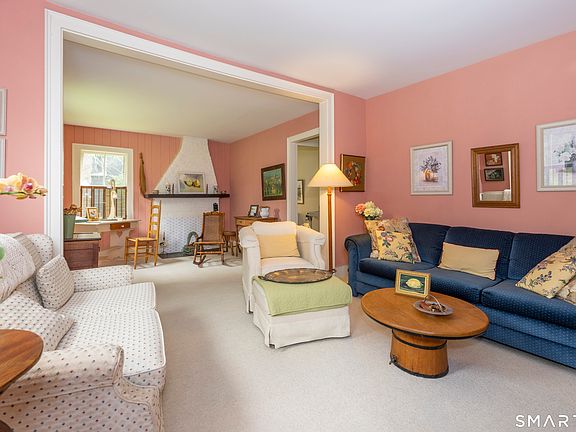 3rd image of 465 Lime Rock Road