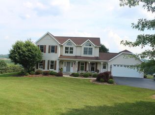 179 Irion Dr, Montoursville, PA 17754