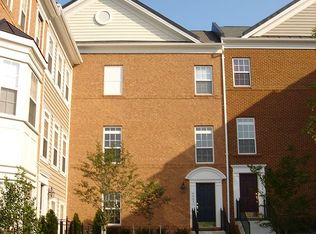 5557 Hartfield Ave, Suitland, MD 20746