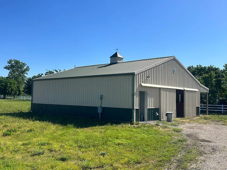 9340 SW Wanamaker Rd