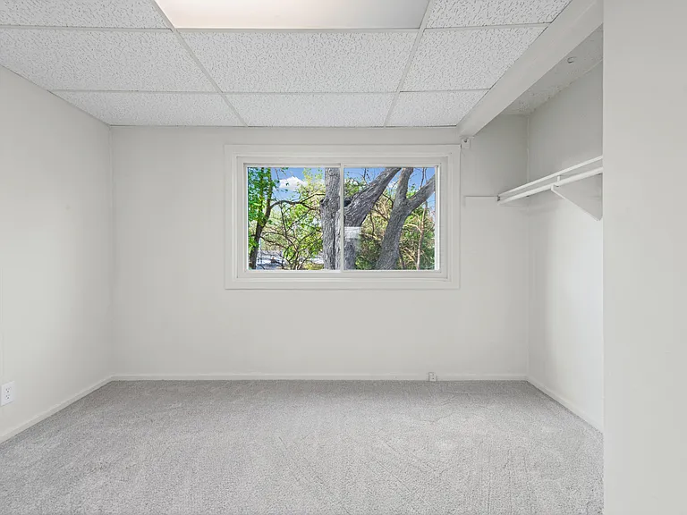 31546 Alpena Ct — Photo 14
