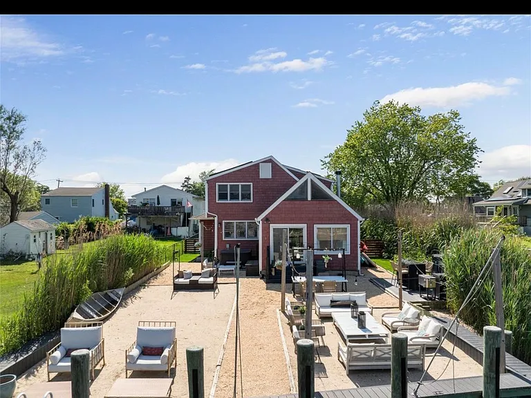 275 Baylawn Ave #1 — Photo 5