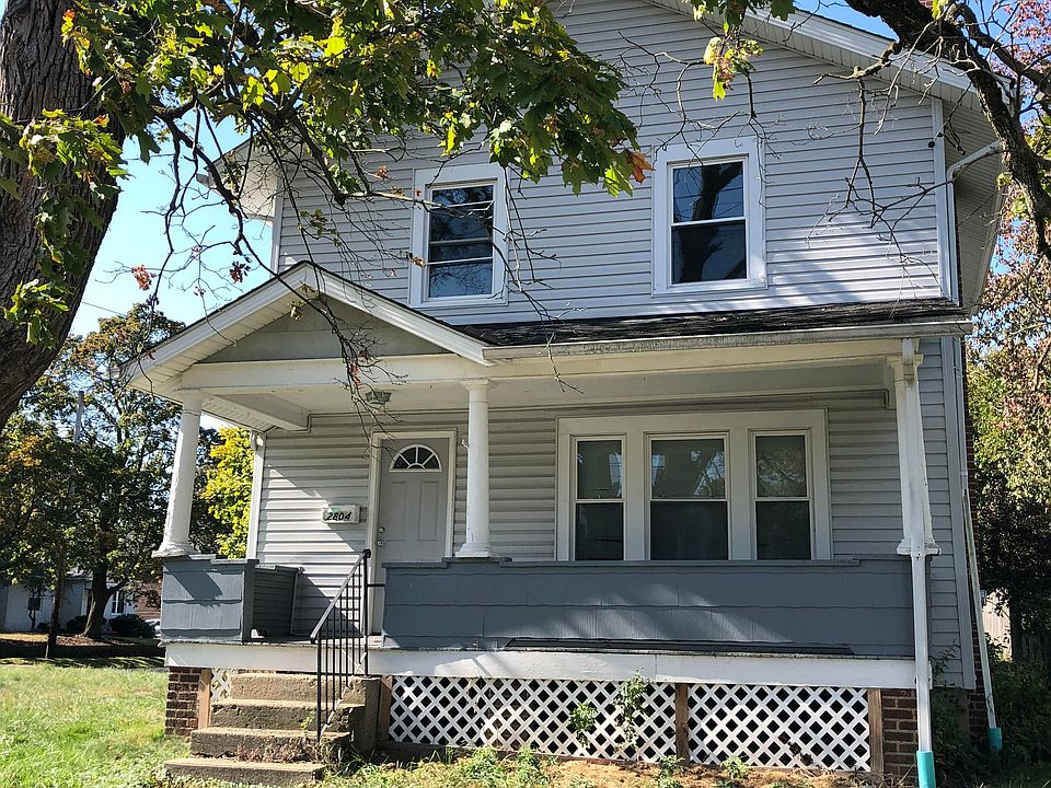 1st image of 2804 6th St
