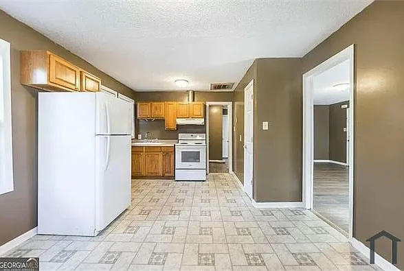 301 Diggs Blvd — Photo 21