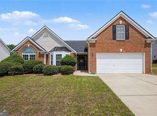 240 Valley Brook Dr, Covington, GA